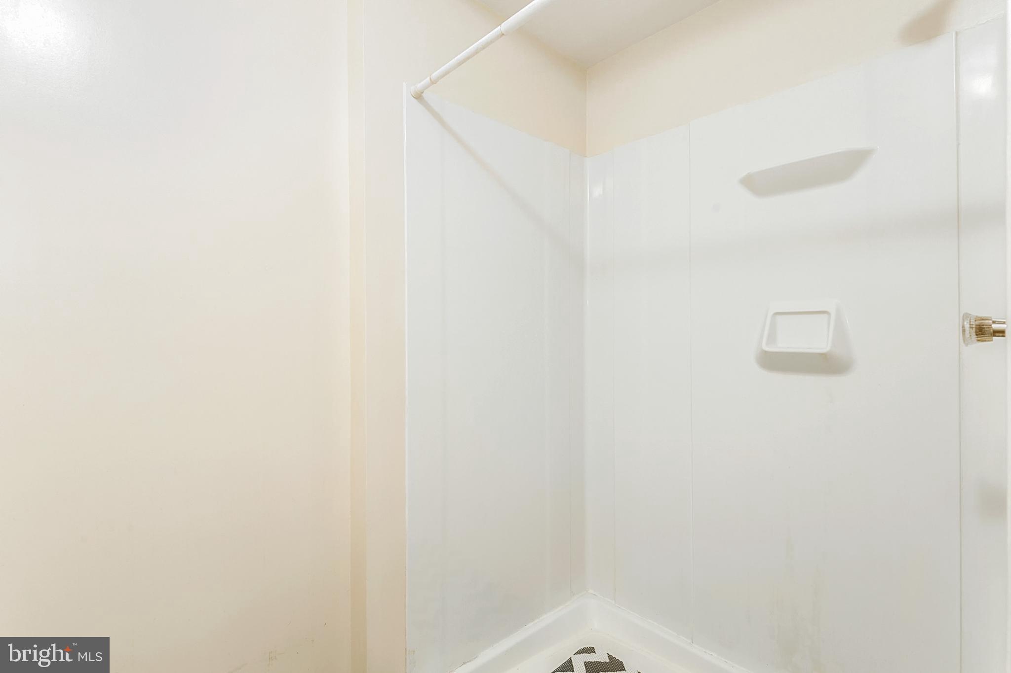 6100 Calico Pool Lane Burke, VA 22015 - Photo 31 of 34