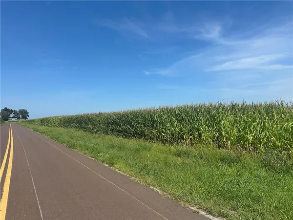 $1,163,750 | 2 Amber Drive, Craig, MO 64437