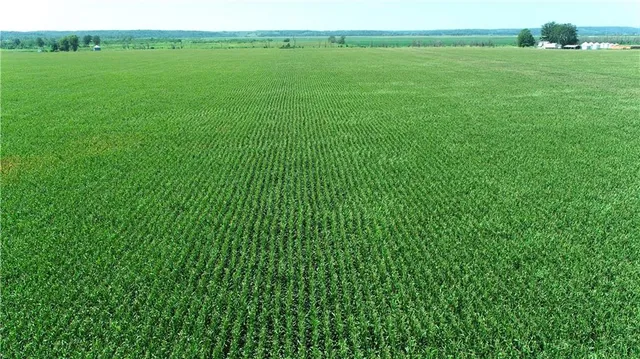 $1,163,750 | 2 Amber Drive, Craig, MO 64437