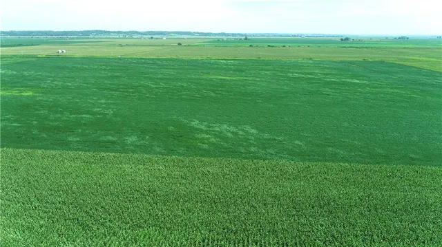 $1,163,750 | 2 Amber Drive, Craig, MO 64437