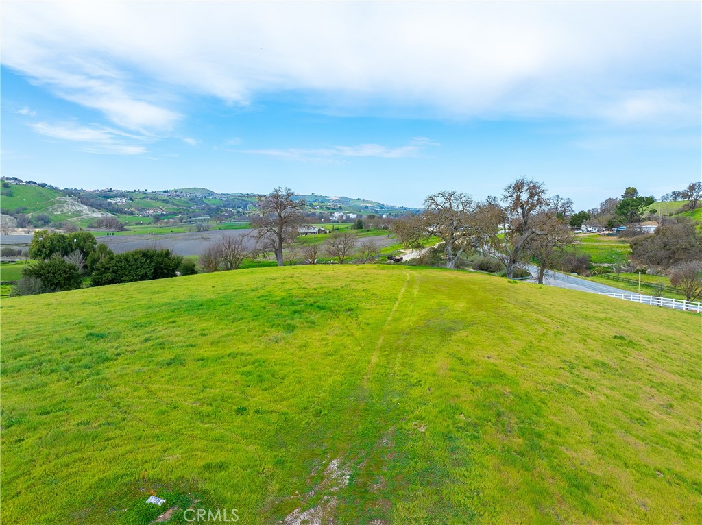 1440 Fire Rock Loop Templeton, CA 93465 - Photo 6 of 14 a view of a lake with houses in the back