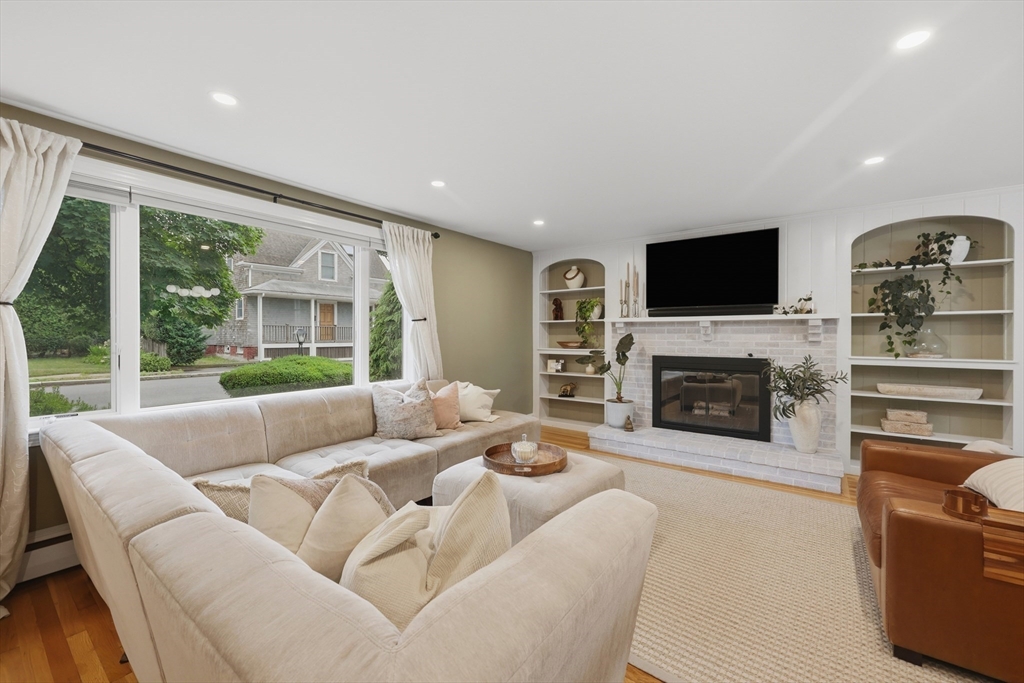 5 Fairview Road Salem, MA 01970 - Photo 7 of 34
