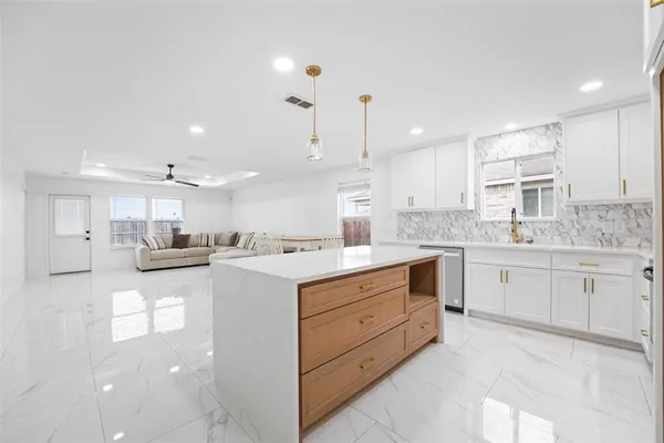 $2,300 | 106 Abelia Drive, Fate, TX 75087