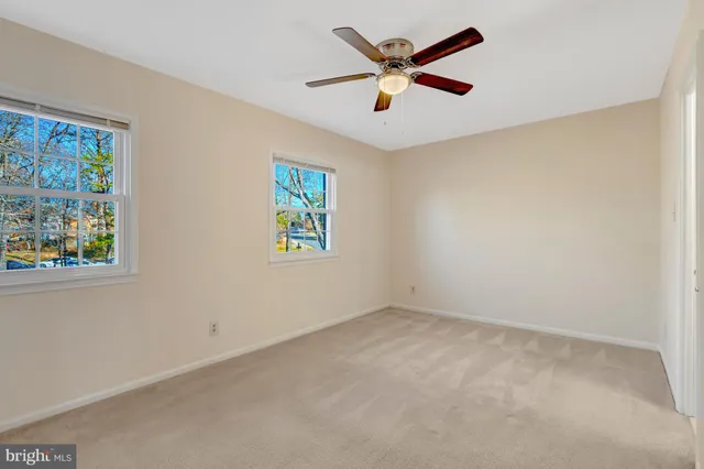 $499,999 | 6306 Paddington Lane, Centreville, VA 20120