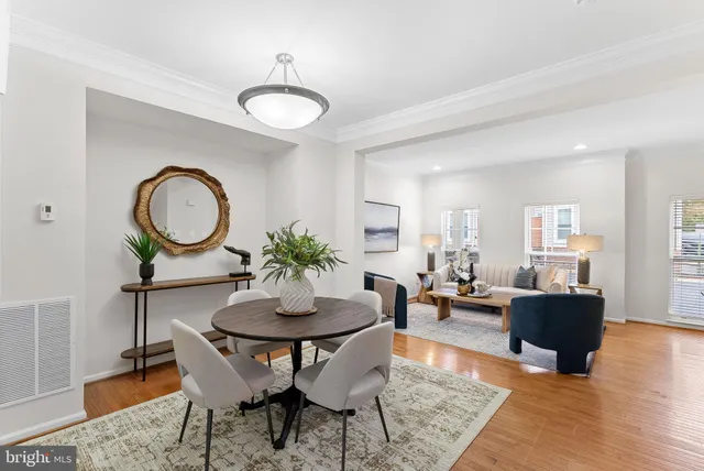 $810,000 | 7757 Grandwind Drive, Lorton, VA 22079