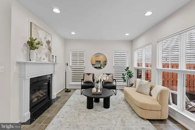 $810,000 | 7757 Grandwind Drive, Lorton, VA 22079