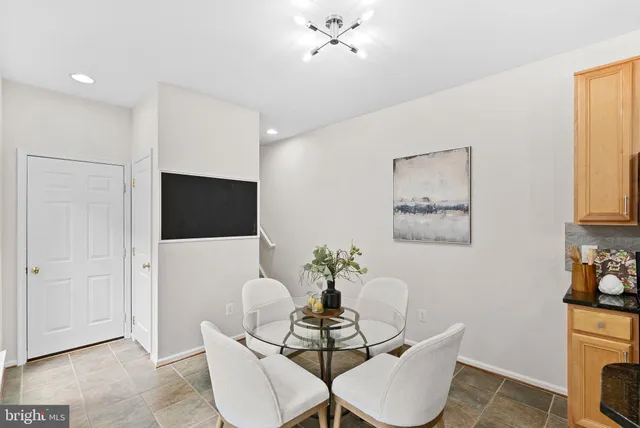 $810,000 | 7757 Grandwind Drive, Lorton, VA 22079