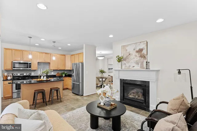 $810,000 | 7757 Grandwind Drive, Lorton, VA 22079