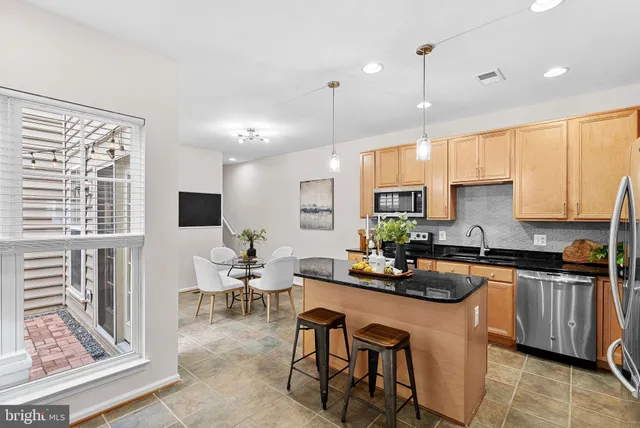 $810,000 | 7757 Grandwind Drive, Lorton, VA 22079