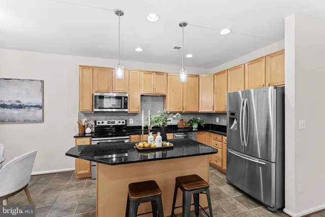 $810,000 | 7757 Grandwind Drive, Lorton, VA 22079