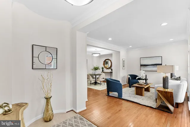 $810,000 | 7757 Grandwind Drive, Lorton, VA 22079