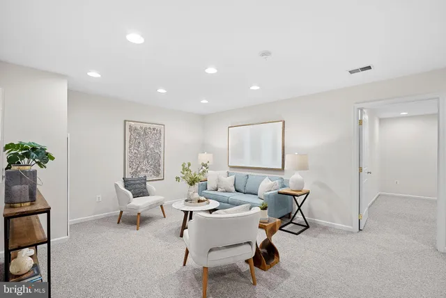 $810,000 | 7757 Grandwind Drive, Lorton, VA 22079