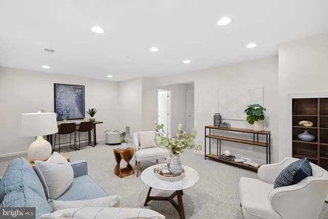 $810,000 | 7757 Grandwind Drive, Lorton, VA 22079