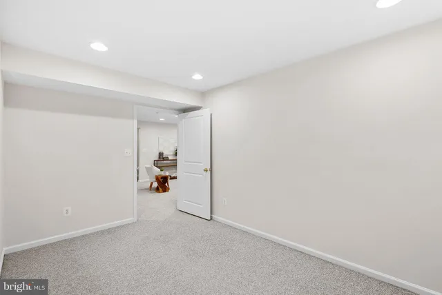 $810,000 | 7757 Grandwind Drive, Lorton, VA 22079