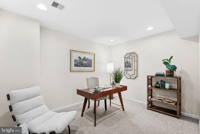 $810,000 | 7757 Grandwind Drive, Lorton, VA 22079