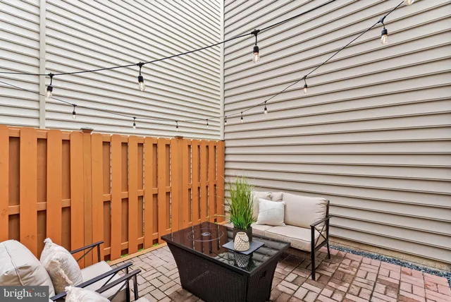 $810,000 | 7757 Grandwind Drive, Lorton, VA 22079