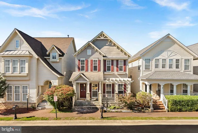 $810,000 | 7757 Grandwind Drive, Lorton, VA 22079