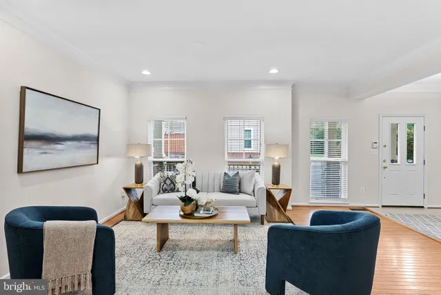 $810,000 | 7757 Grandwind Drive, Lorton, VA 22079