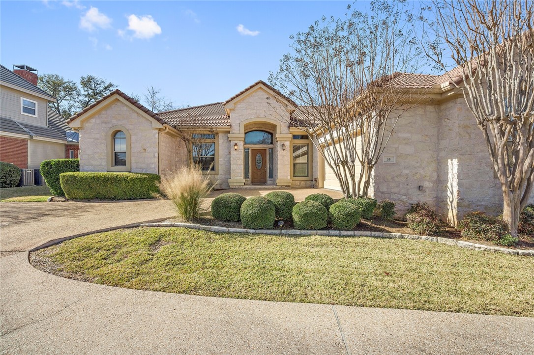 35 Cottondale Road The Hills, TX 78738 - Photo 1 of 1 Gallery Image 1
