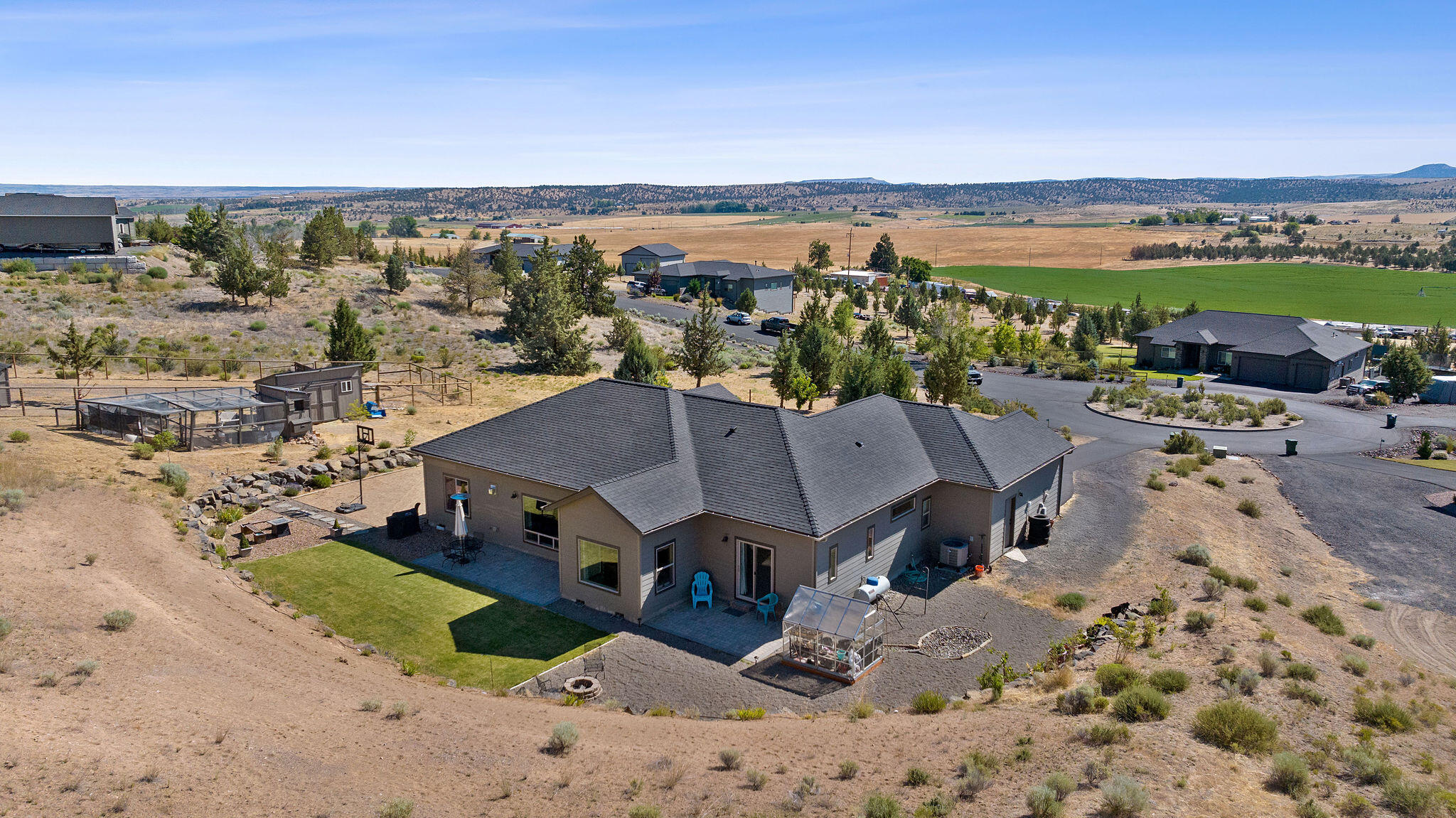 2273 Northeast Valley View Madras, OR 97741 - Photo 29 of 30