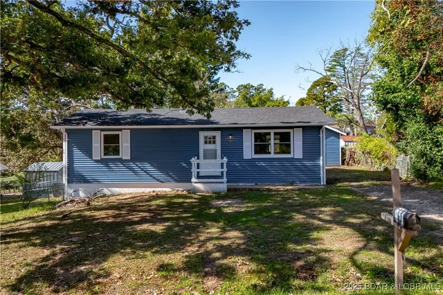 $189,000 | 141 Poplar Street, Camdenton, MO 65020