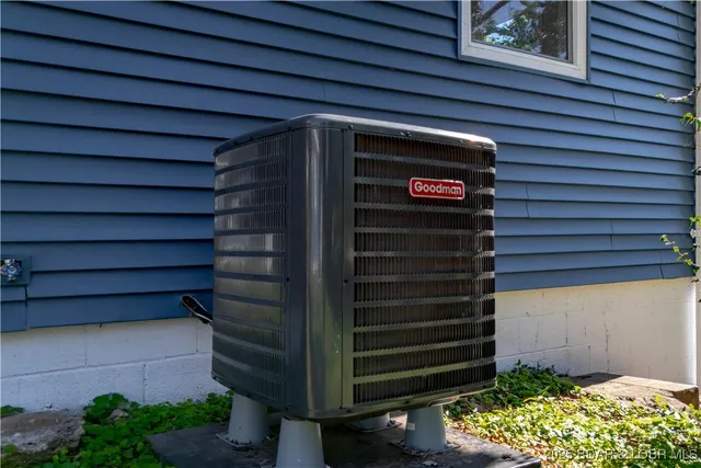 $199,000 | 141 Poplar Street, Camdenton, MO 65020