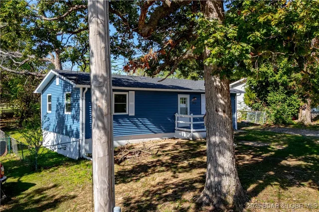 $199,000 | 141 Poplar Street, Camdenton, MO 65020