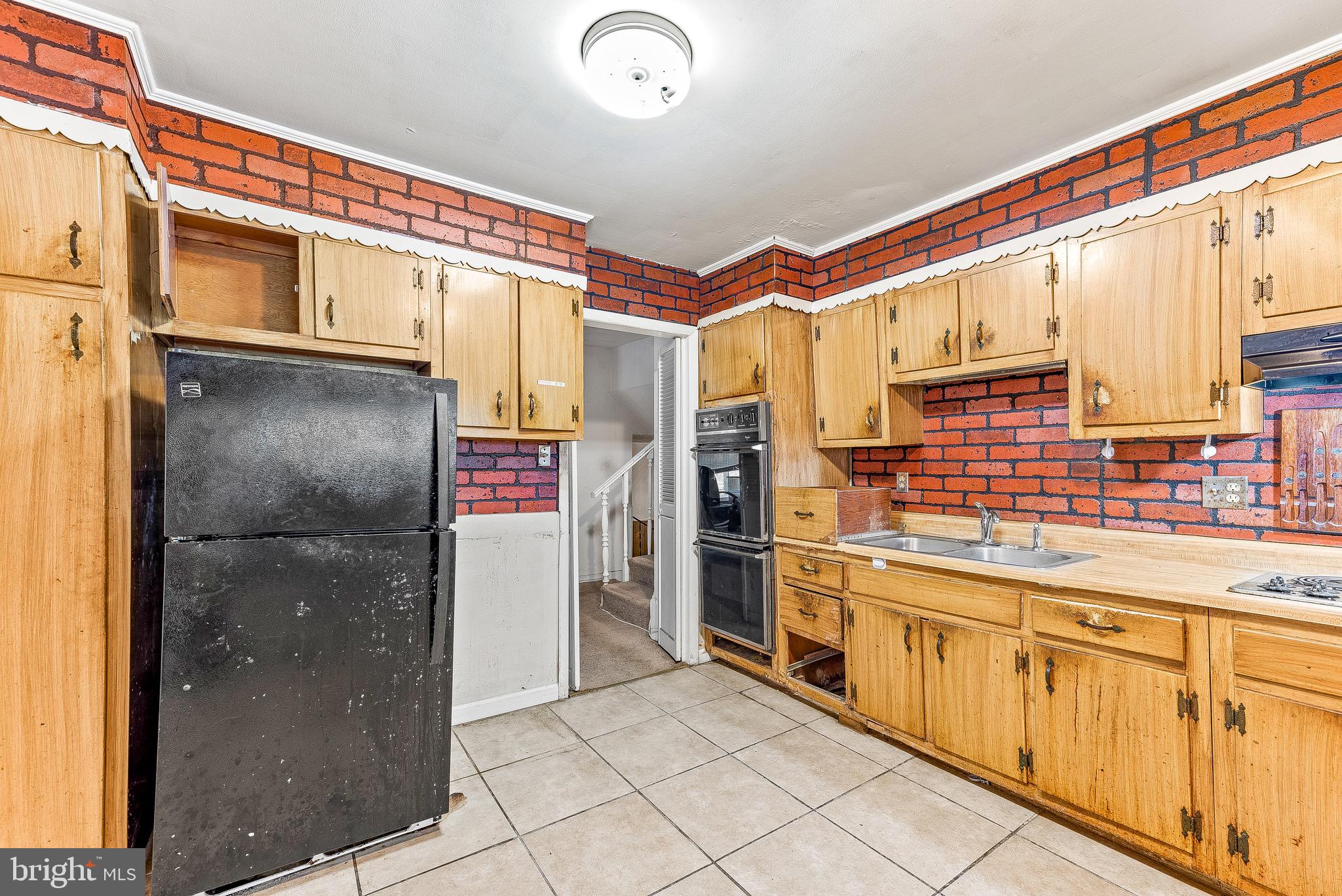 13606 Livingston Road Clinton, MD 20735 - Photo 6 of 33 Kitchen View
