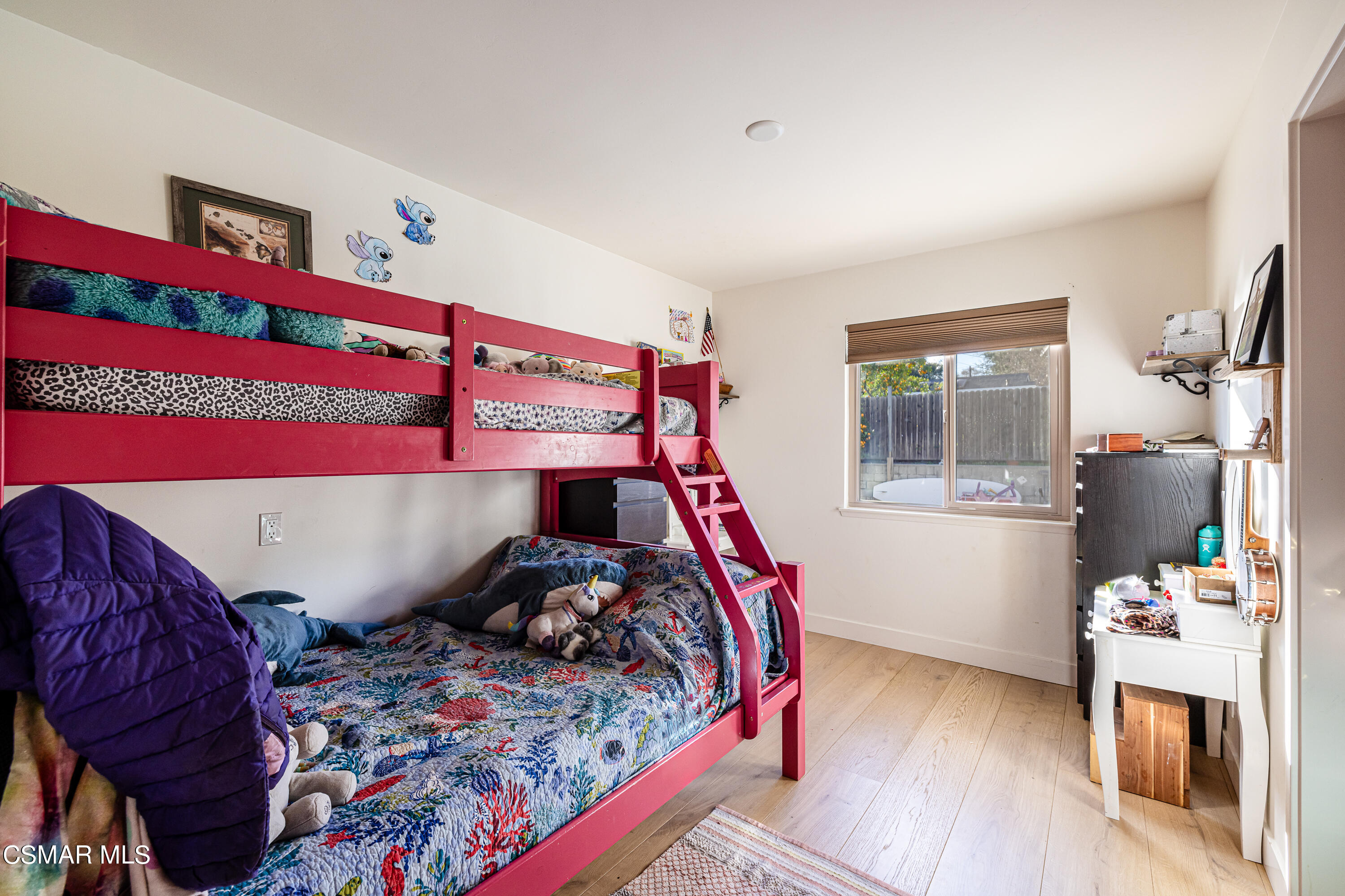 1405 Meadowbrook Road Ojai, CA 93023 - Photo 19 of 25 a bed room with a bed and a window