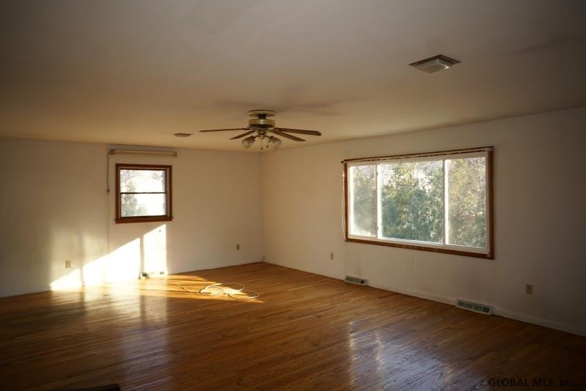 30 Eberle Road Colonie, NY 12110 - Photo 4 of 18 Photo 4