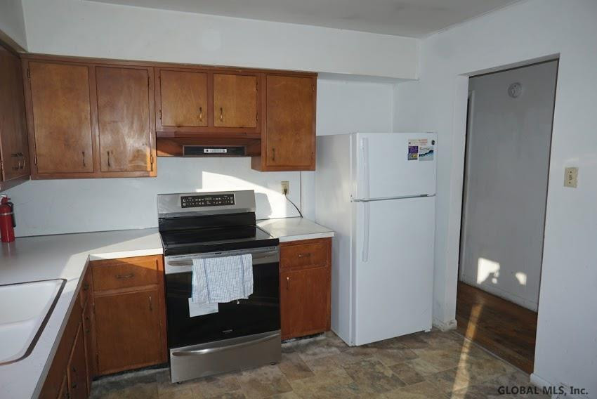 30 Eberle Road Colonie, NY 12110 - Photo 8 of 18 Photo 8