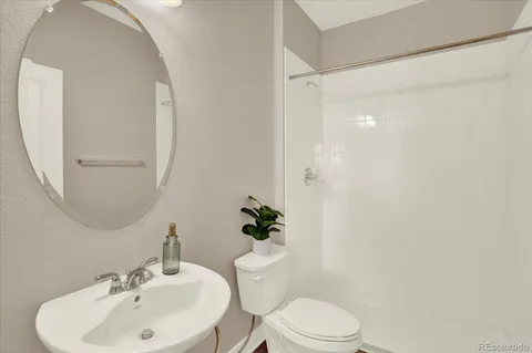 $750,000 | 8128 East 22nd Avenue, Denver, CO 80238