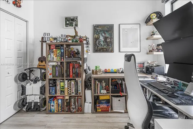 $542,500 | 8301 Northwest 41st Street, Unit B309, Doral, FL 33178