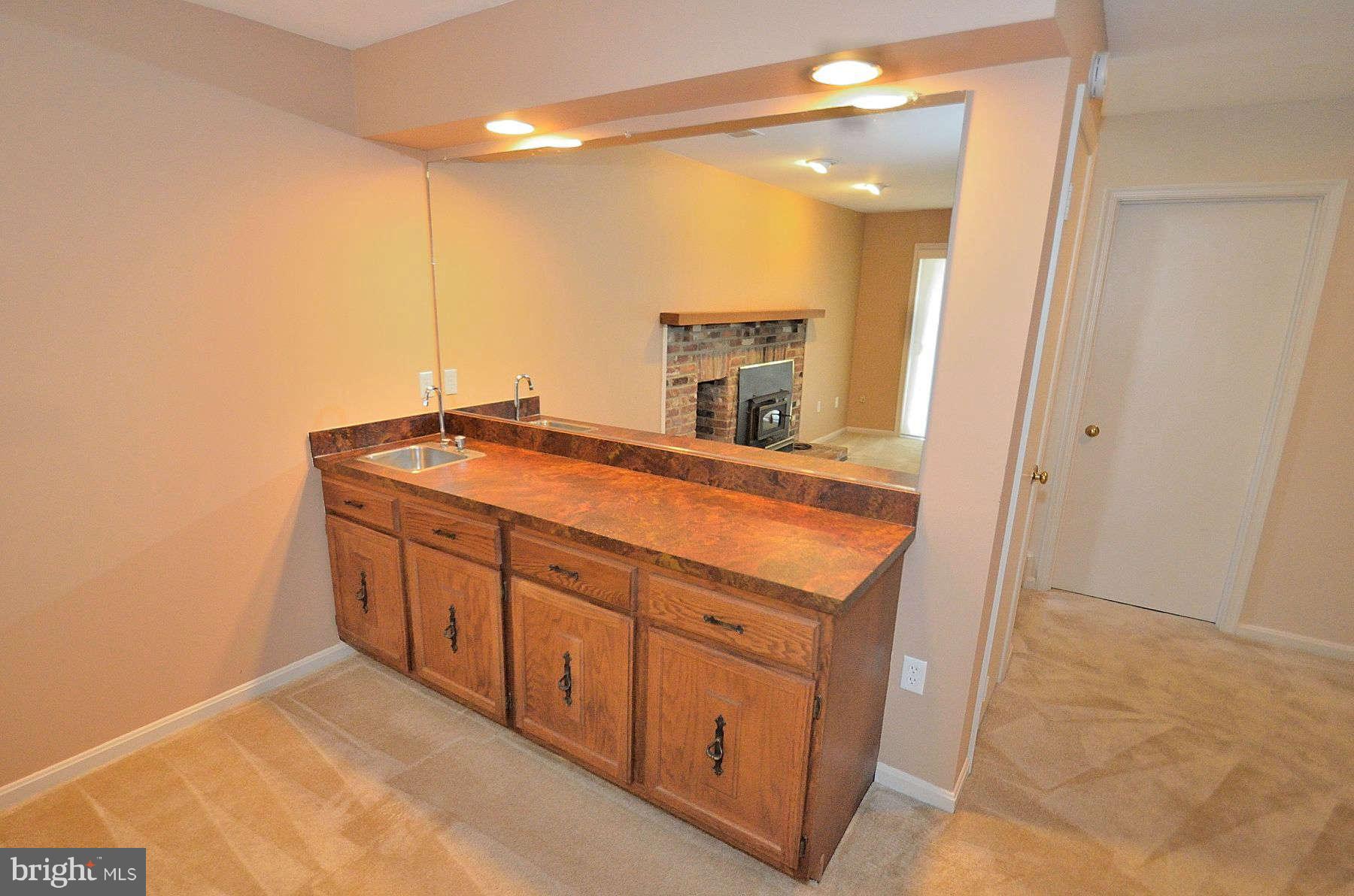 7713 Bristol Square Court Springfield, VA 22153 - Photo 7 of 22 Wet Bar