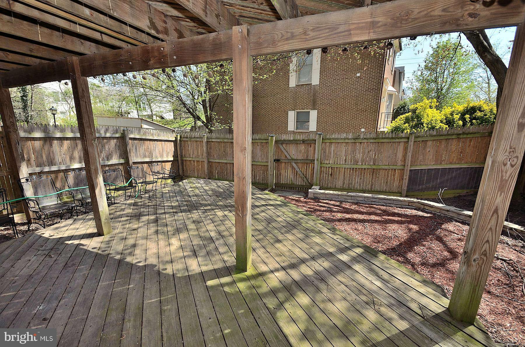 7713 Bristol Square Court Springfield, VA 22153 - Photo 10 of 22 Exterior (Rear)