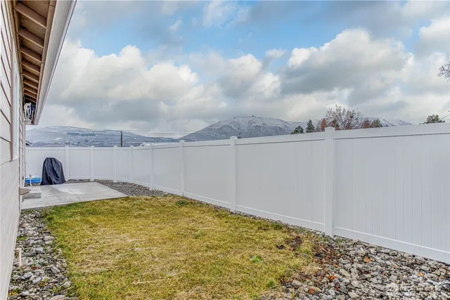 $464,900 | 2234 Southeast Marlette Road, East Wenatchee, WA 98802