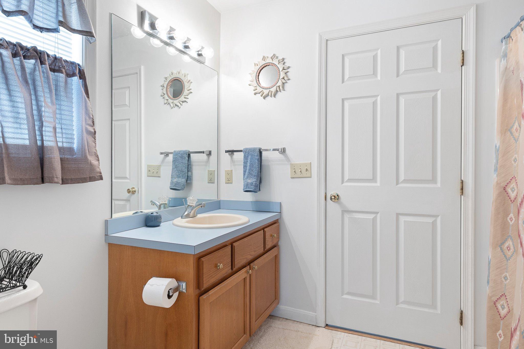 33 Blue Jay Street Elkton, MD 21921 - Photo 12 of 26 Full bath #1
