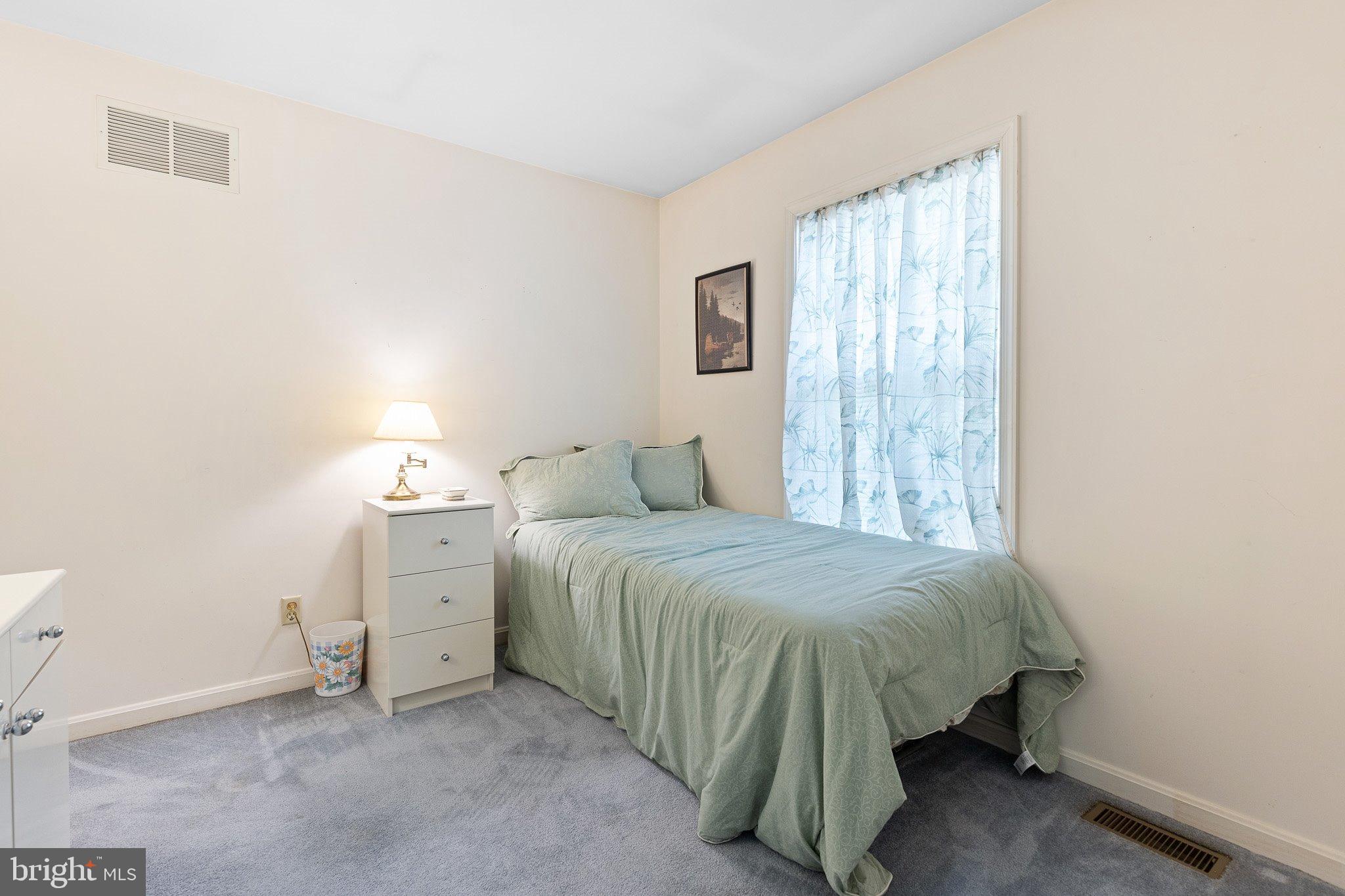 33 Blue Jay Street Elkton, MD 21921 - Photo 18 of 26 Bedroom #4 furnished!