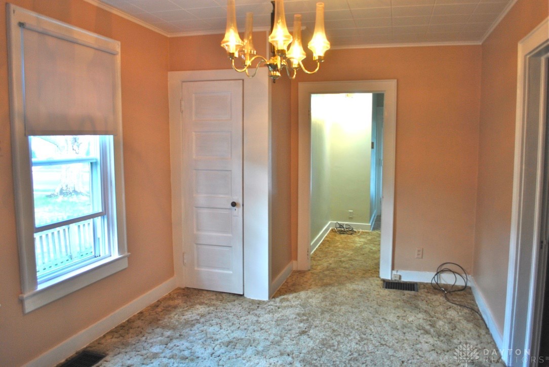 305 North Burnett Road Springfield, OH 45503 - Photo 13 of 27 Gallery Image 13