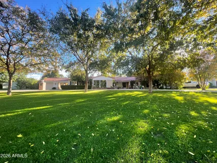 $1,875,000 | 333 West Rose Lane, Phoenix, AZ 85013