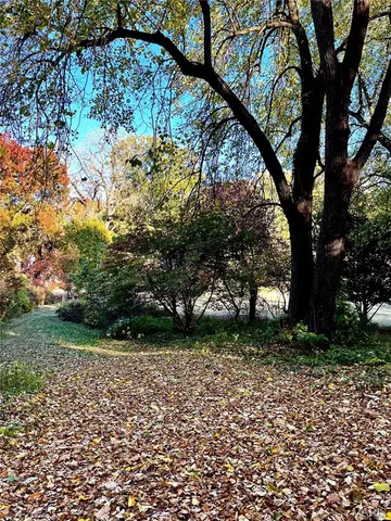 $500,000 | 2825 Charbonier Road, Florissant, MO 63031