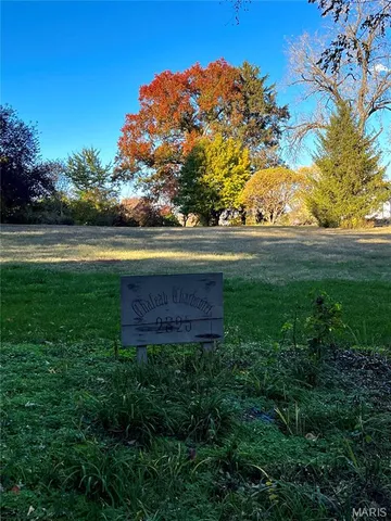 $500,000 | 2825 Charbonier Road, Florissant, MO 63031