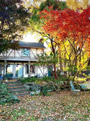 $500,000 | 2825 Charbonier Road, Florissant, MO 63031