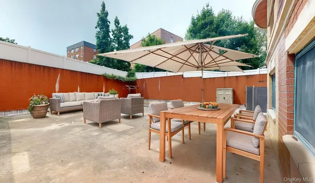 $3,600 | 84-14 143rd Street, Unit 1C | Briarwood