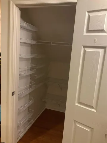 $260,000 | 10 Oyster Bay, Unit H, Absecon, NJ 08201