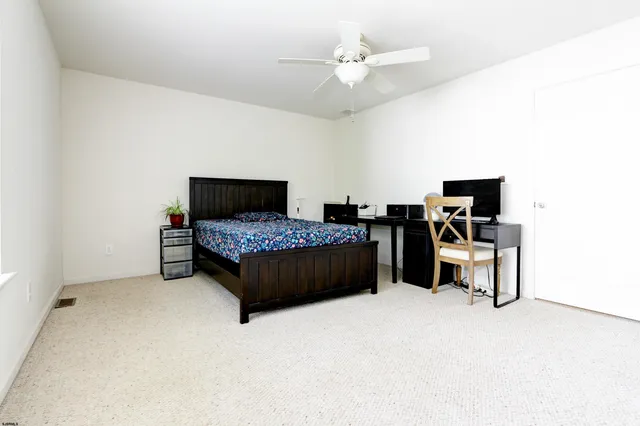 $260,000 | 10 Oyster Bay, Unit H, Absecon, NJ 08201