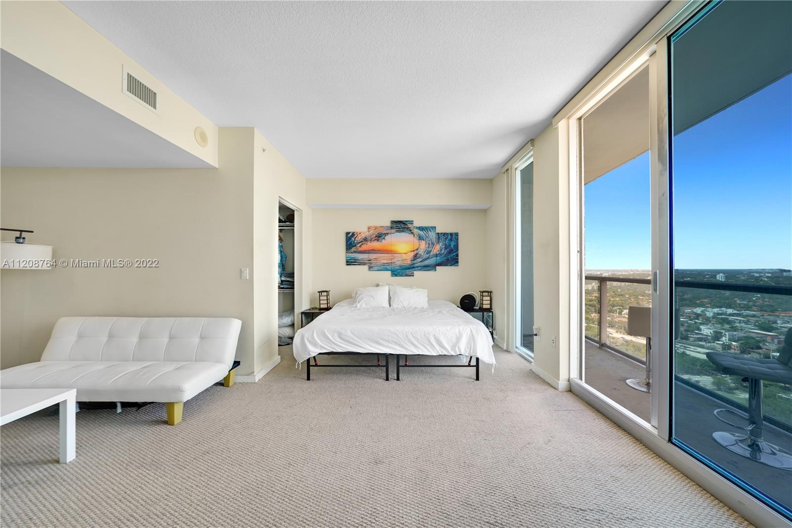 185 Southwest 7th Street, Unit 3100 Miami, FL 33130 - Photo 3 of 19