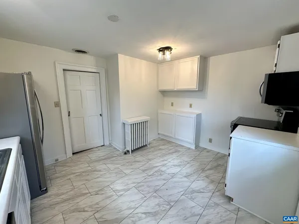 $3,200 | 1804 Chelsea Drive, Charlottesville, VA 22903