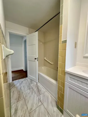 $3,200 | 1804 Chelsea Drive, Charlottesville, VA 22903