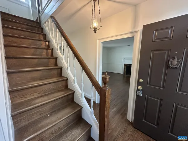 $3,200 | 1804 Chelsea Drive, Charlottesville, VA 22903